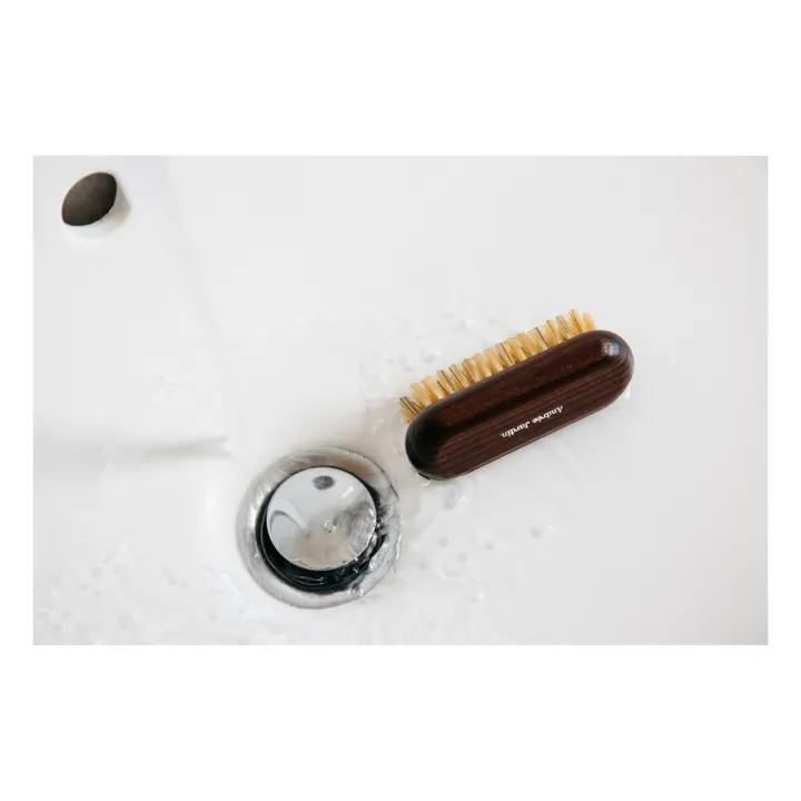 Brosse à ongles en frêne- Image produit n°1
