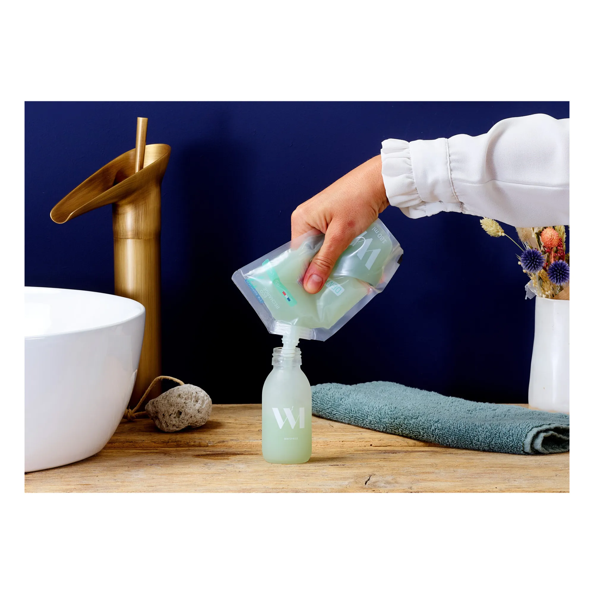 Toothpaste Eco-refill 180 ml- Product image n°2