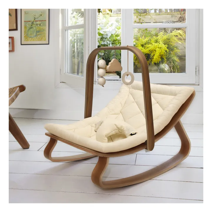 Arco de estímulo con sus juguetes para hamaca Levo | Walnut- Imagen del producto n°1