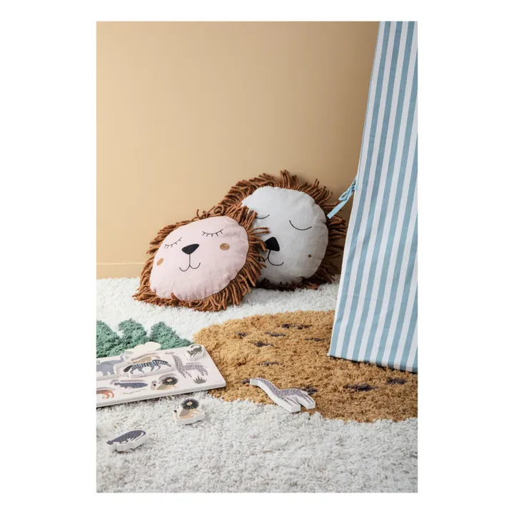 Coussin Lion | Rose- Image produit n°1