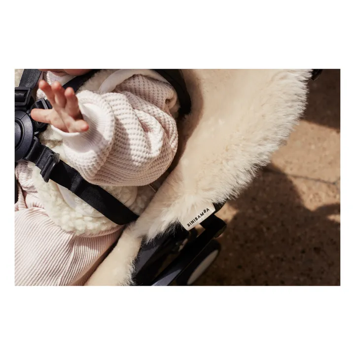 Sheepskin Mat for Stroller or Moses Basket | Peanut- Product image n°2