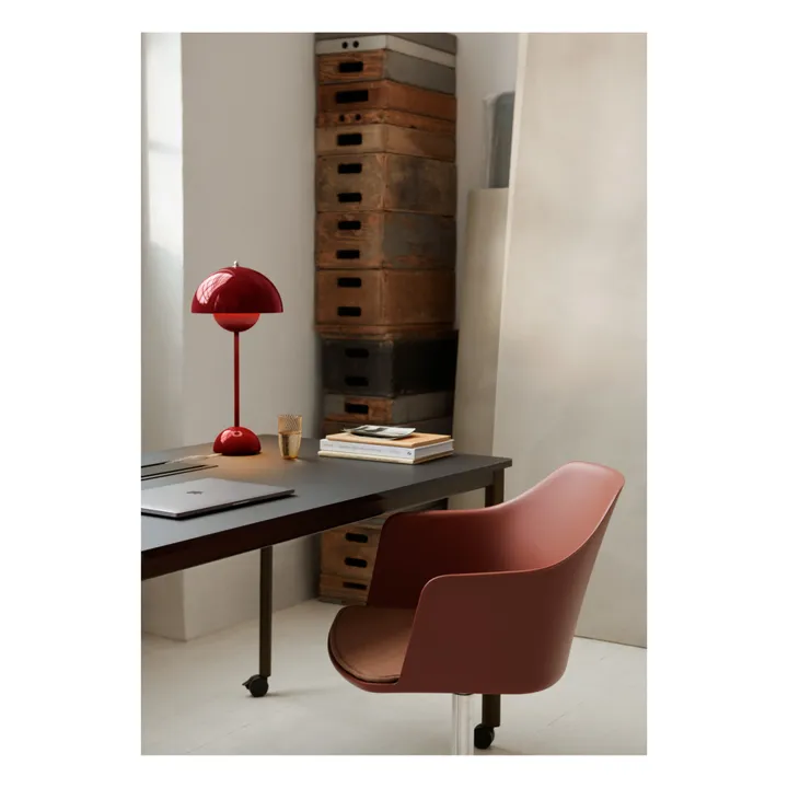 Lampe à poser Flowerpot VP3, Verner Panton, 1969 | Rouge vermillon- Image produit n°1