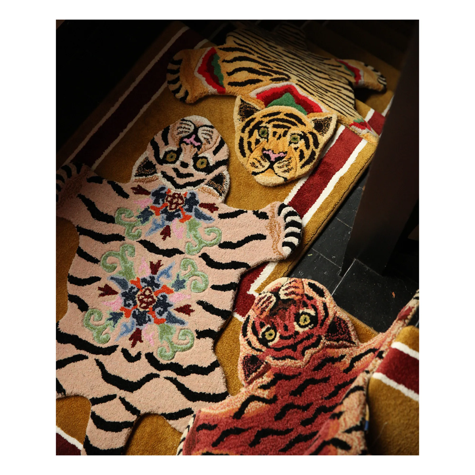 Tapis tigre Tula Wise en laine | Rouge- Image produit n°6