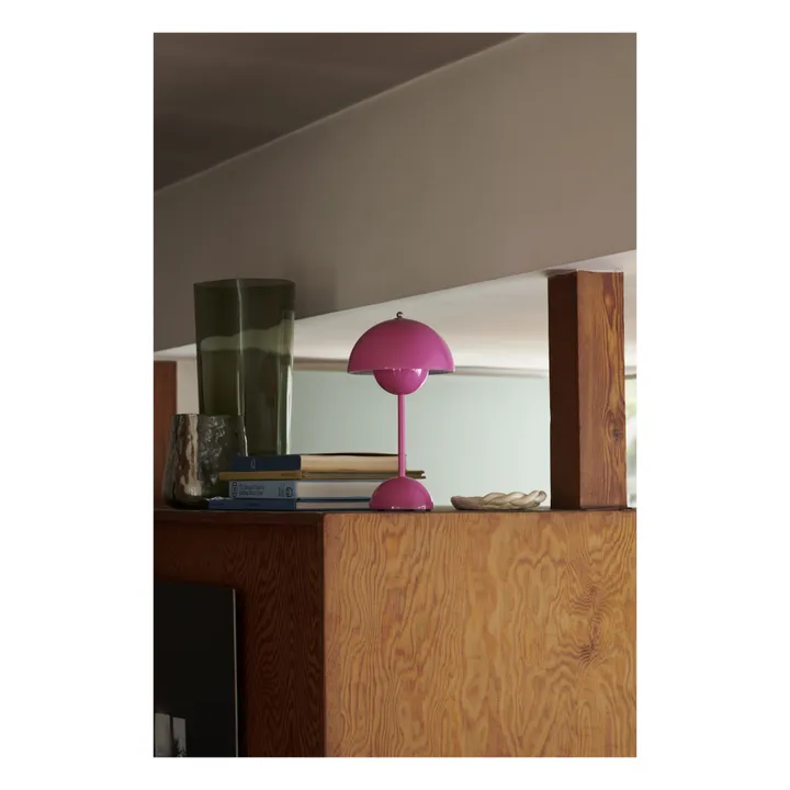 Lampe à poser portative Flowerpot VP9, Verner Panton | Rose- Image produit n°1