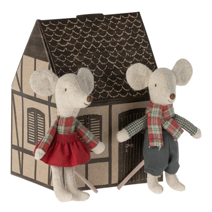 Twin mice in winter- Product image n°0