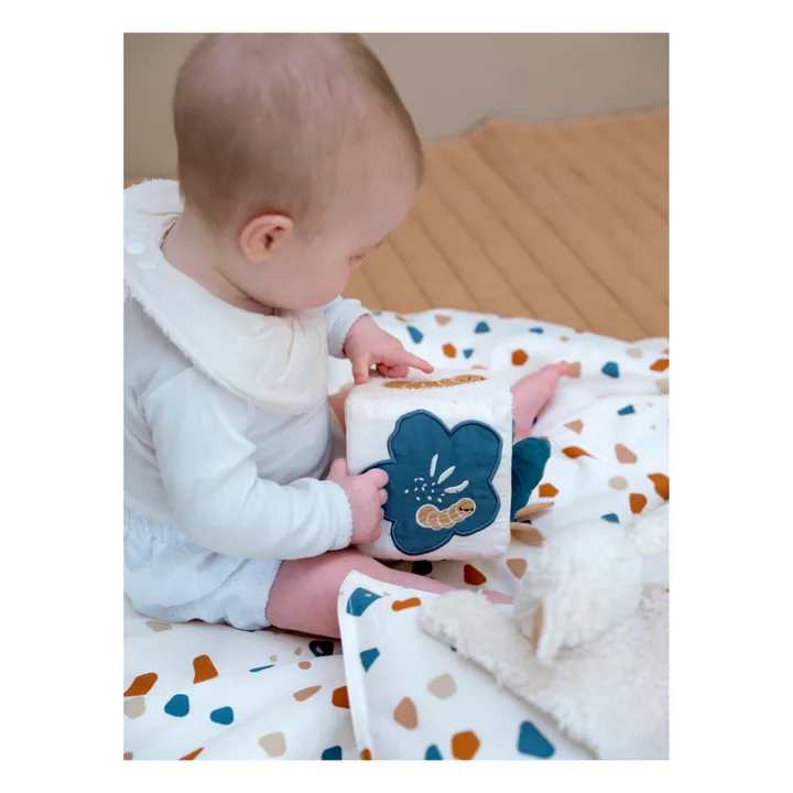 Sensory activity cube - Little Butterfly- Product image n°1