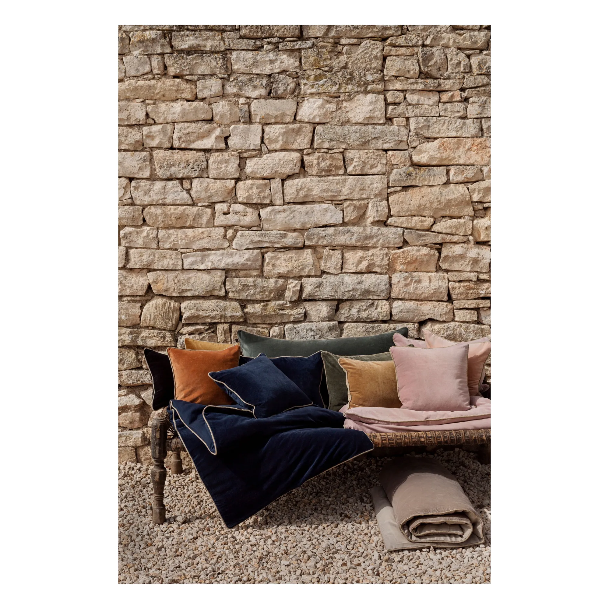 Housse de coussin en velours New Delhi | Encre- Image produit n°3
