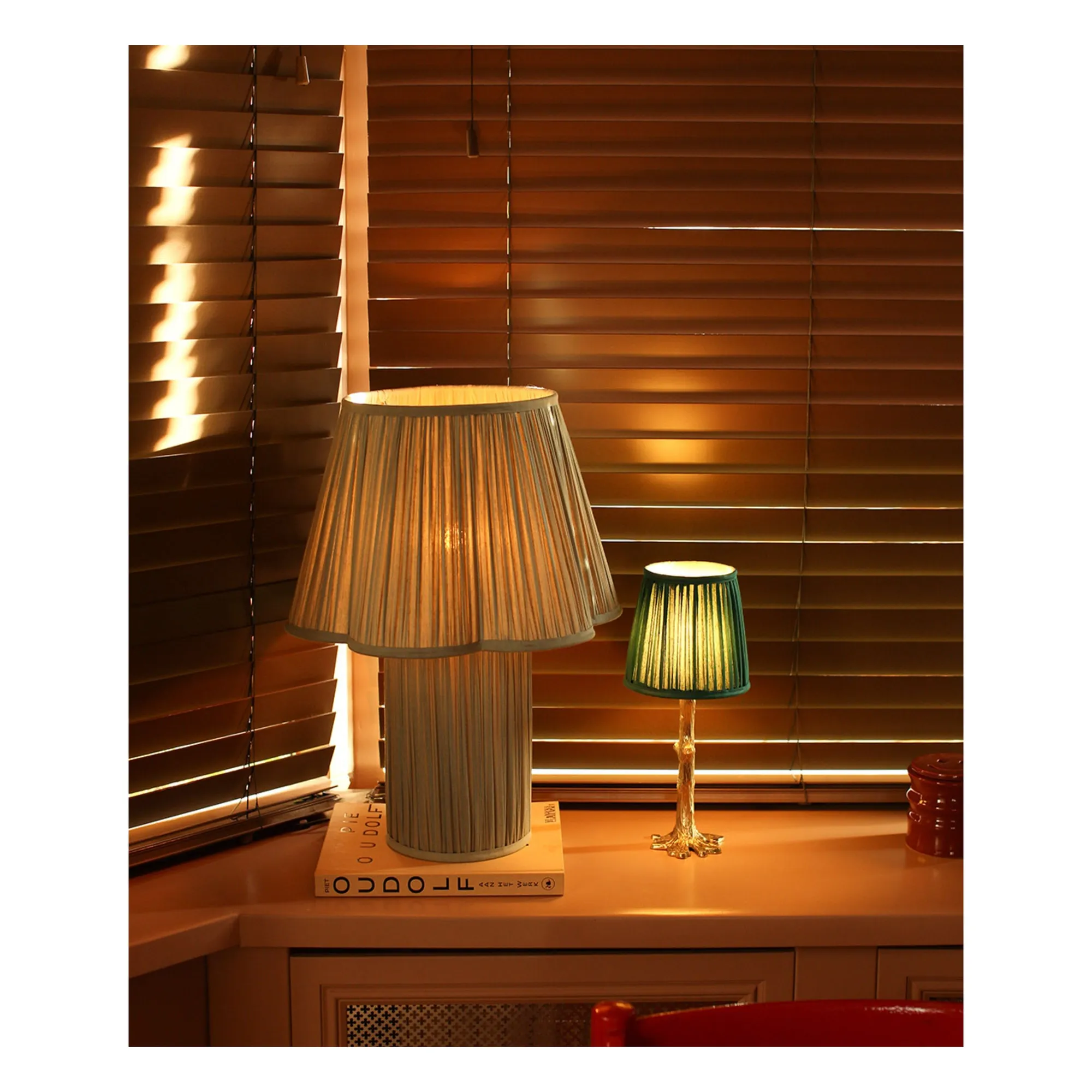 Lampe à poser en soie Myra | Sauge- Image produit n°7