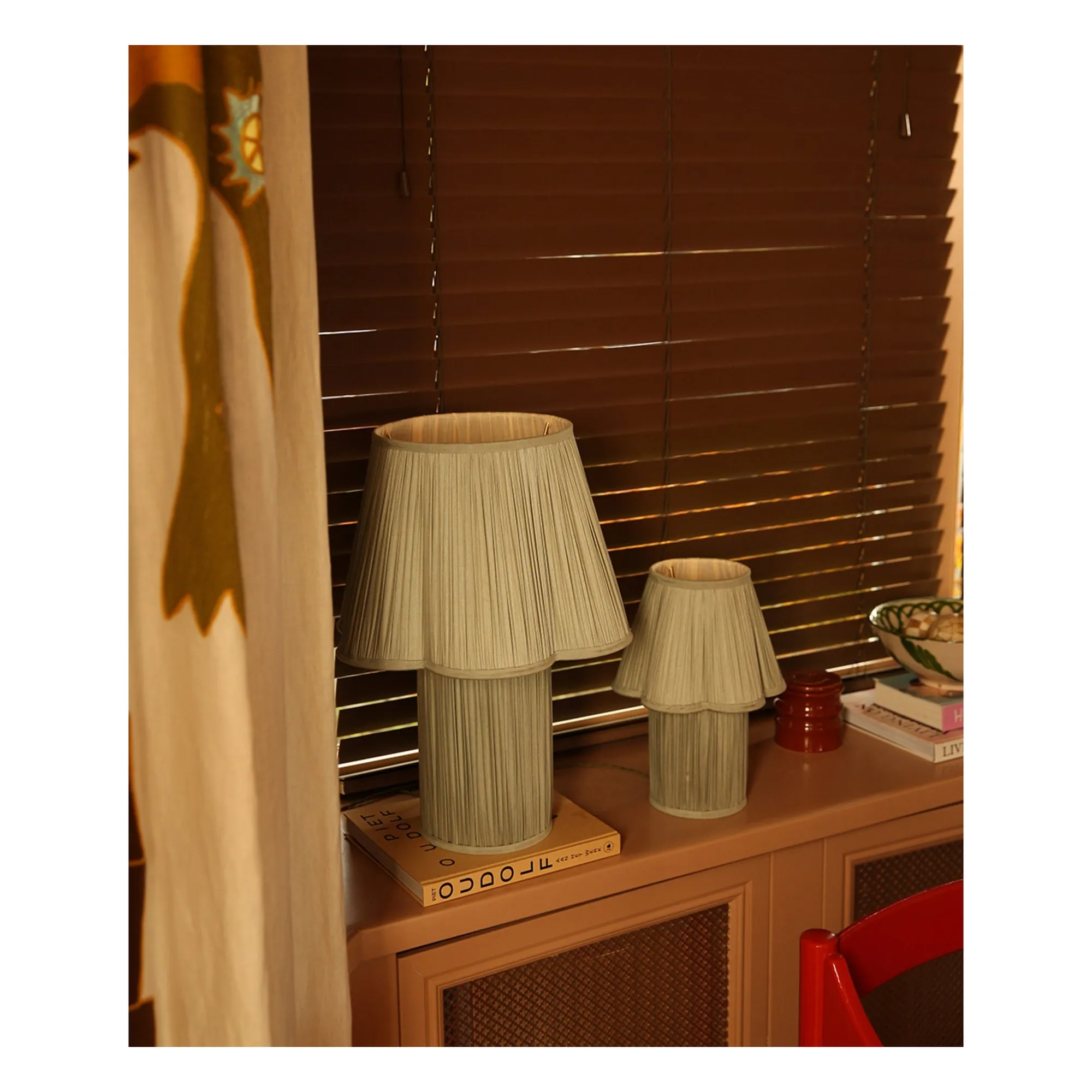 Lampe à poser en soie Myra | Sauge- Image produit n°2