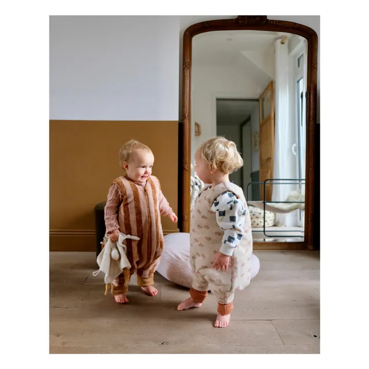 Gigoteuse à pieds en coton bio Cœur | Crème- Image produit n°3