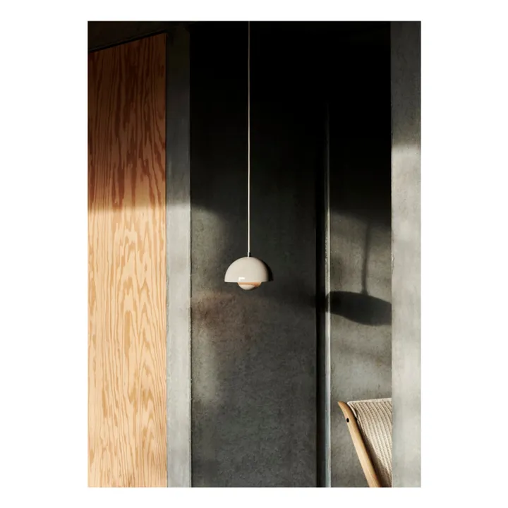 Suspension Flowerpot VP10, Verner Panton | Gris- Image produit n°1