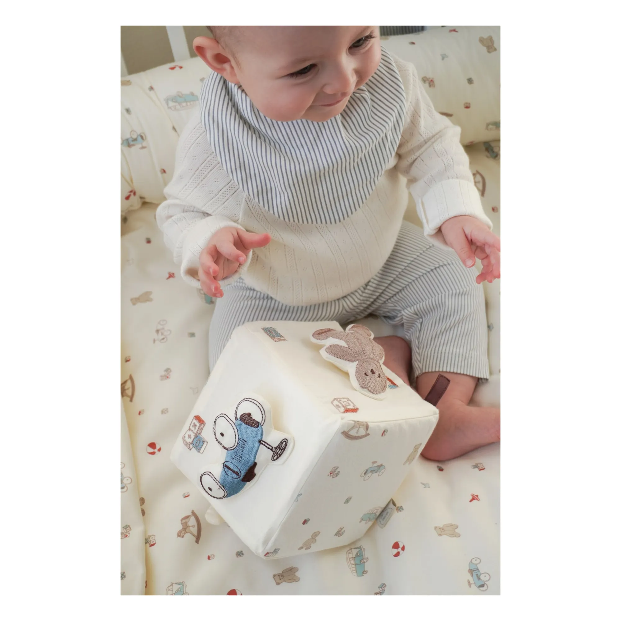 Cubo de actividades Vintage Toys | Beige- Imagen del producto n°2