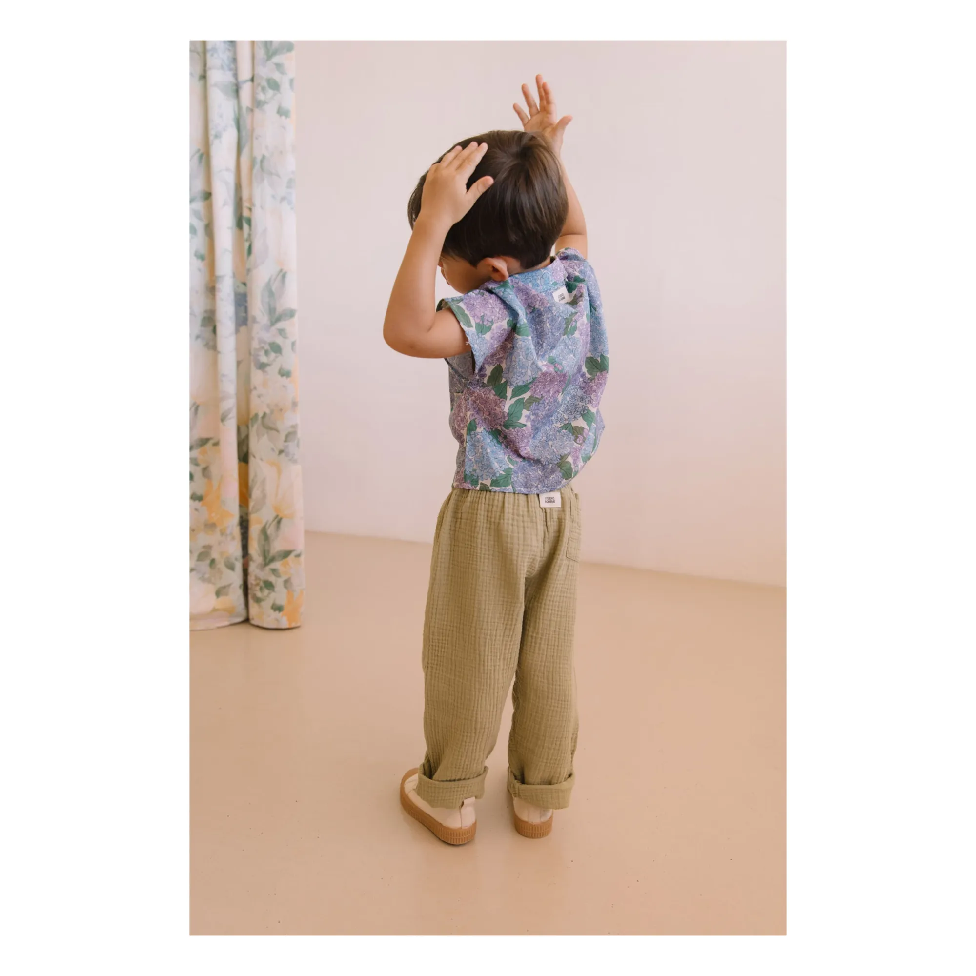 Pantalon Gauffré Cousin Gaze de Coton Bio | Vert kaki clair- Image produit n°4