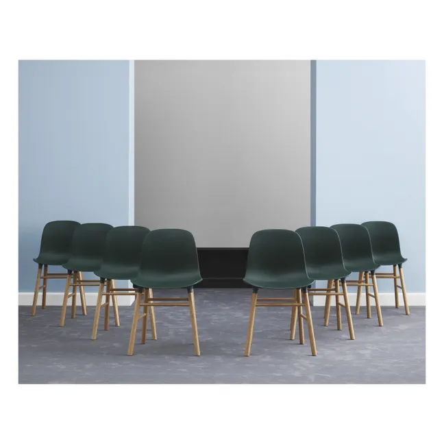 Form Walnut Chair | Green