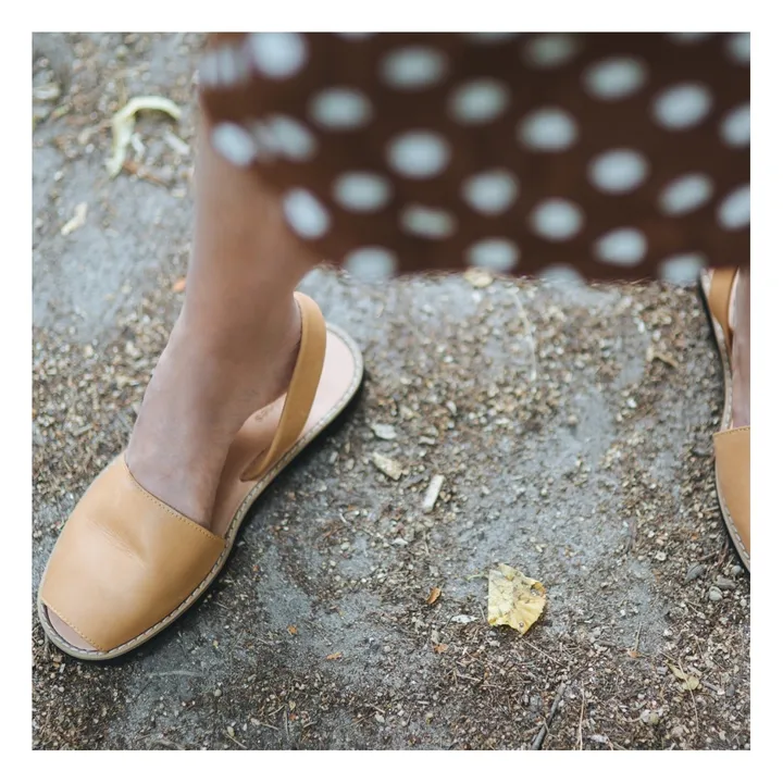 Sandalen aus Leder Avarca -Damenkollektion | Natur- Produktbild Nr. 1