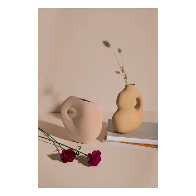 Aura 1 ceramic vase | Powder pink