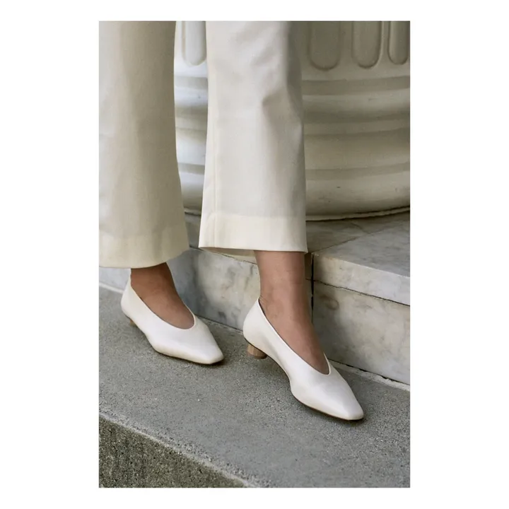 新品Lolita Flats Cream Cream White Sweet White Low Heels Lolita Shoes
