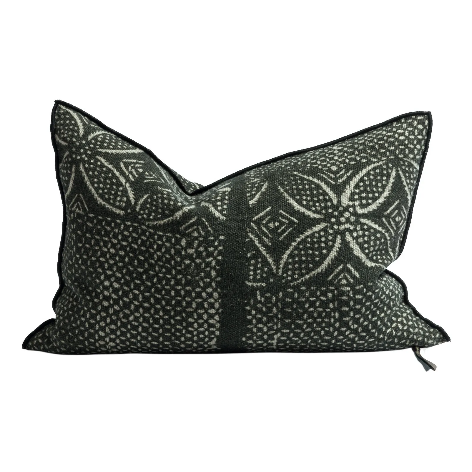 Coussin Vice Versa en lin Wabi-Sabi Bogolan | Charbon- Image produit n°0