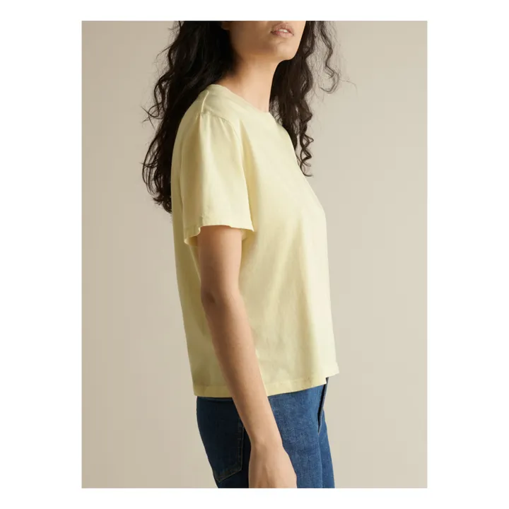 Camiseta Luz | Amarillo palo- Imagen del producto n°2