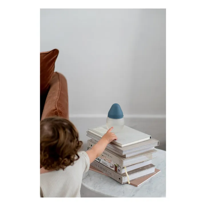 Biberon en silicone médical et tétine physiologique | Bleu gris- Image produit n°1