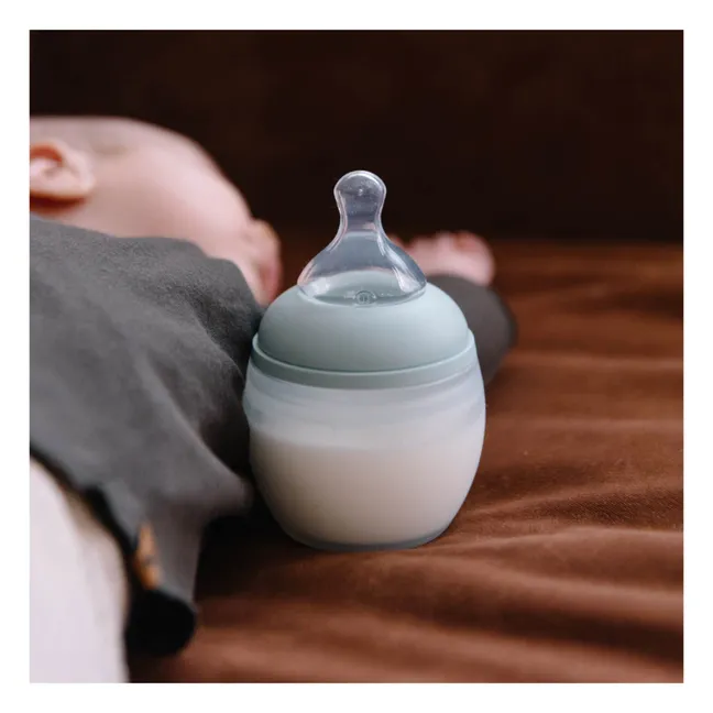 Fläschchen aus medizinischem Silikon und physiologischer Nuckel | Mintgrün