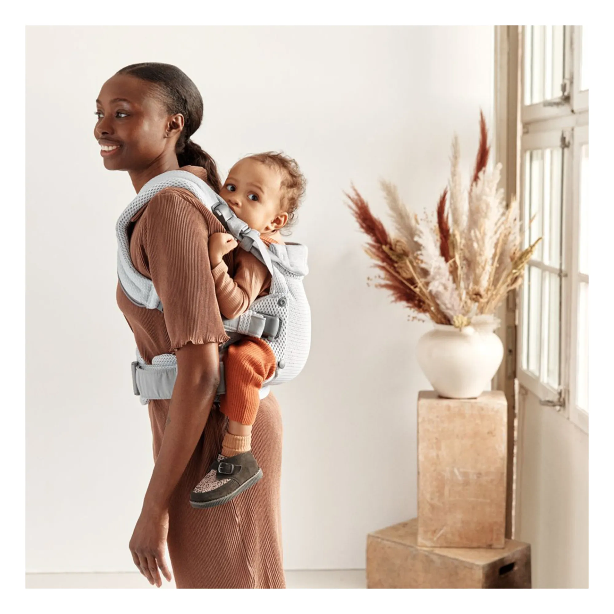 Porte-bébé Harmony en mesh | Gris clair- Image produit n°2