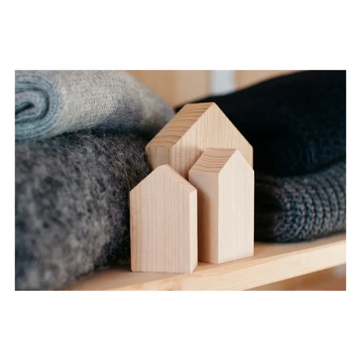 Cedar Wood Anti-moth Houses- Product image n°3