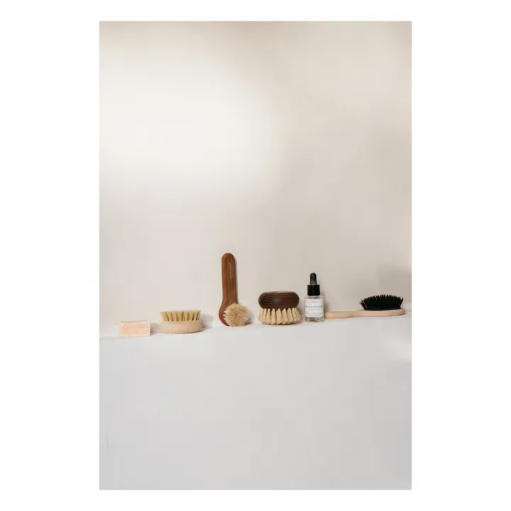 Cepillo de ducha corporal de madera de fresno- Imagen del producto n°5