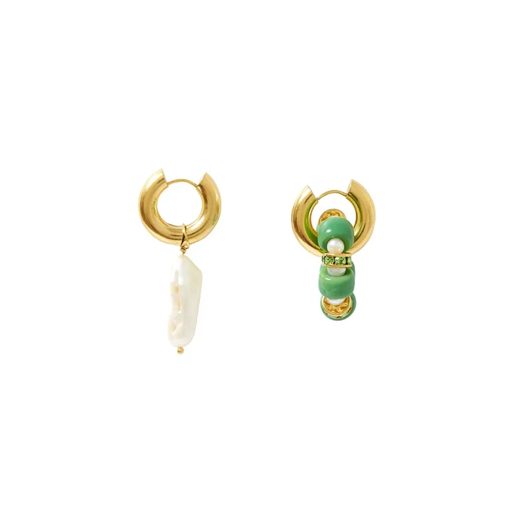 Asymmetrische Ohrringe Perlen und Charms | Grün- Produktbild Nr. 0