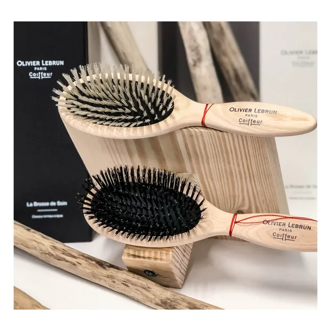 Cepillo de madera de fresno para cabello fino