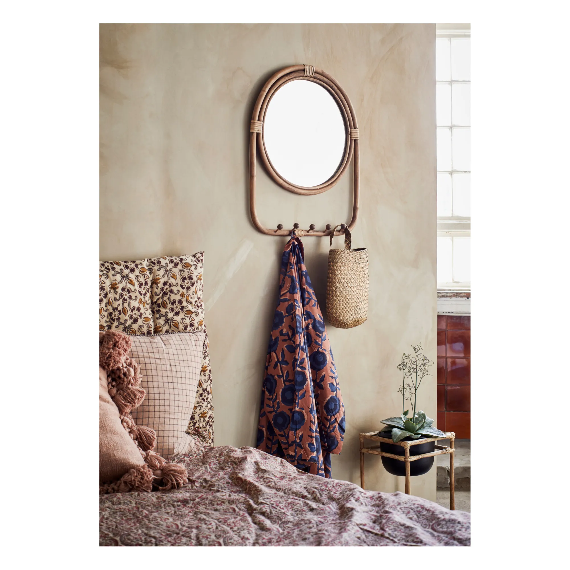 Rattan Mirror with Hooks- Product image n°1