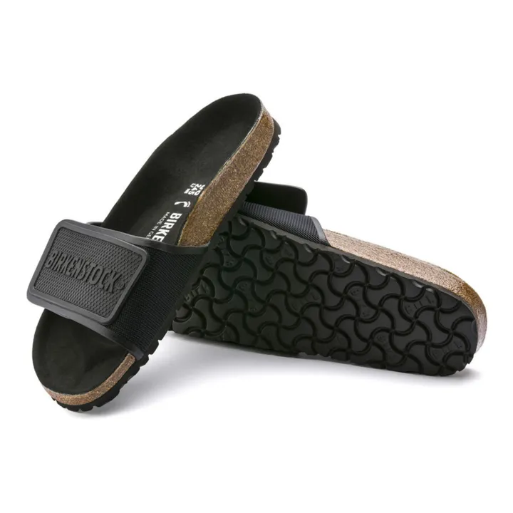 Zapatillas Slip-On Tema - Colección Adulto  | Negro- Imagen del producto n°1