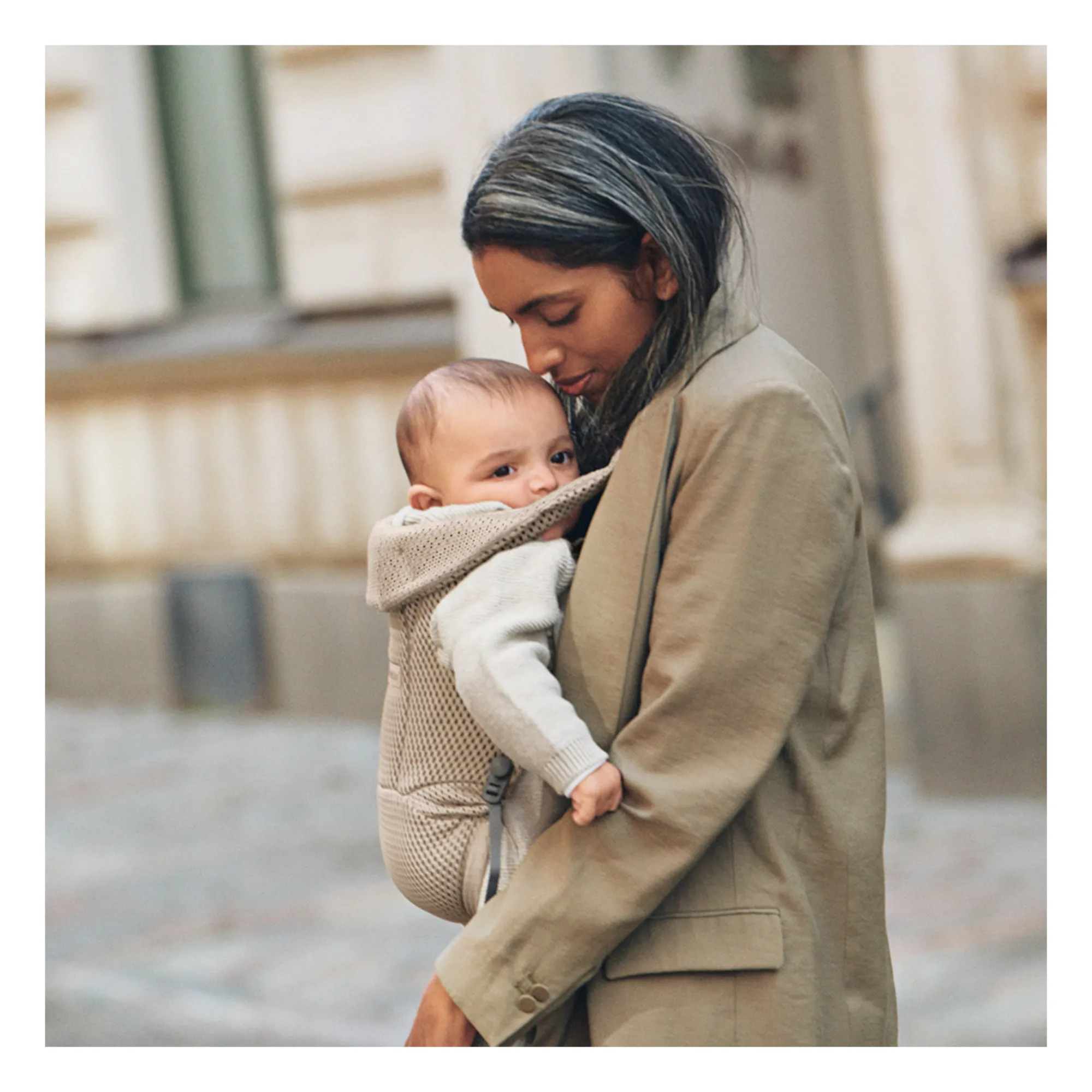 BabyBjörn - Porte-bébé Move en mesh (BabyBjörn) - Image 1