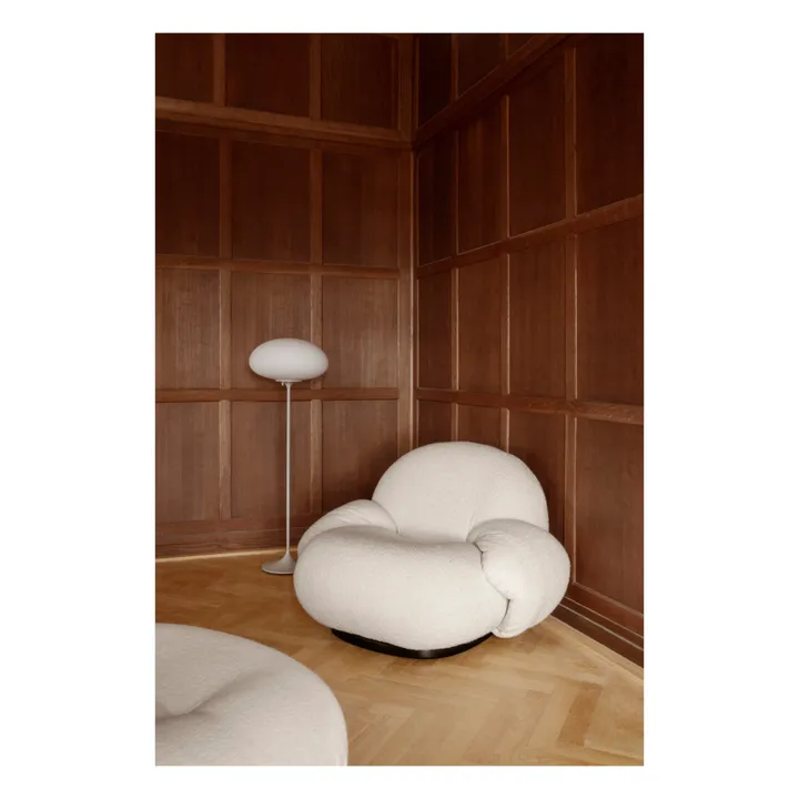 Fauteuil Pacha lounge avec accoudoirs - Pierre Paulin  | Ivoire- Image produit n°1
