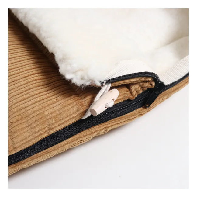 Filia Lambskin Baby Nest | Camel