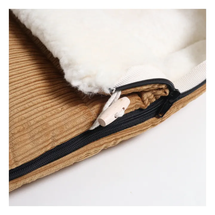 Nid d'ange pour siège bébé en peau d'agneau Filia | Camel- Image produit n°3