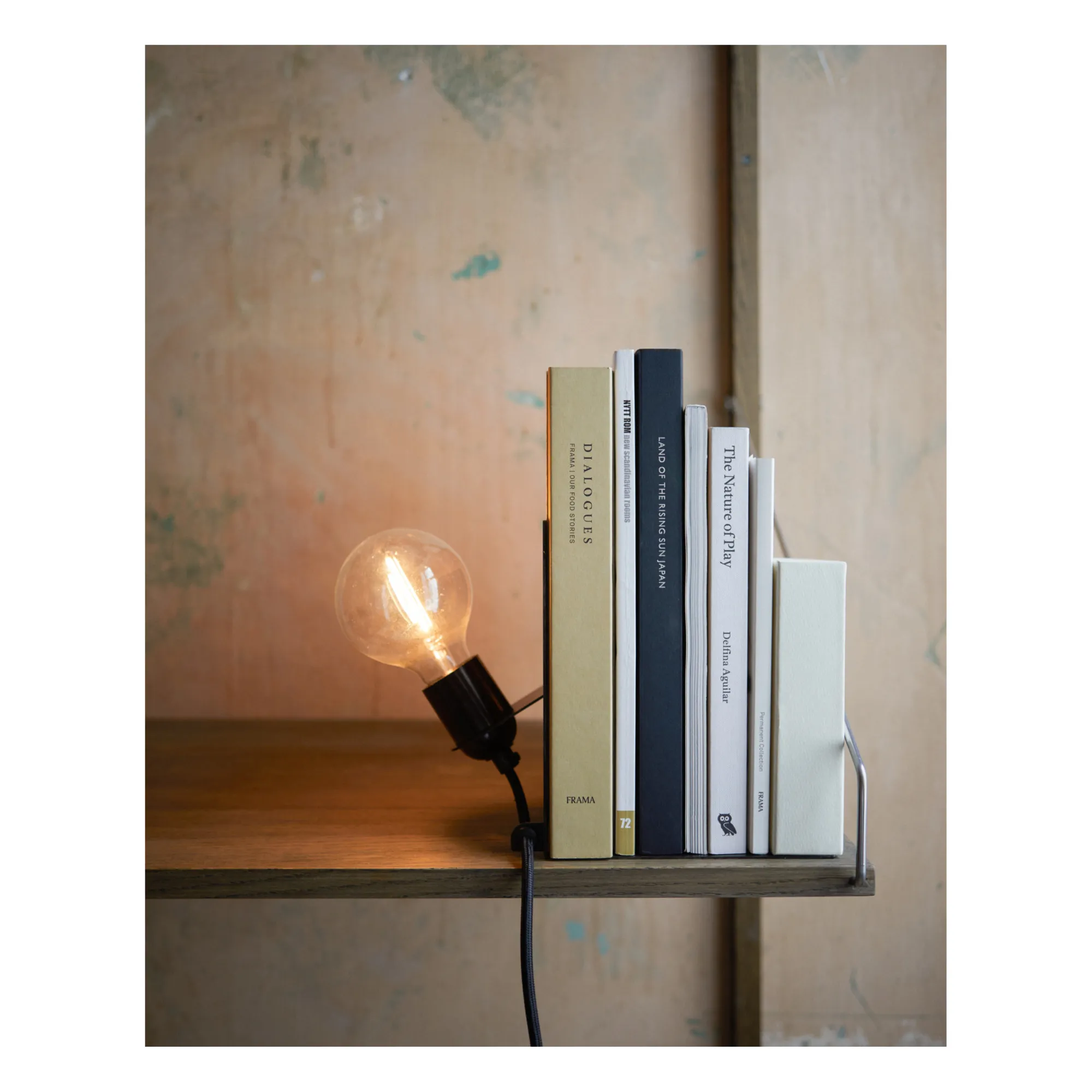 Lampe de bibliothèque AML en métal  | Noir- Image produit n°1