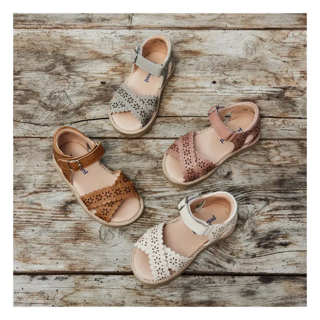 Sandales Croisées Festonnées Fleurs | Crème
