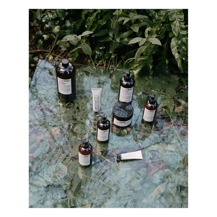 225 Spruce Body Lotion - 240 ml- Product image n°3