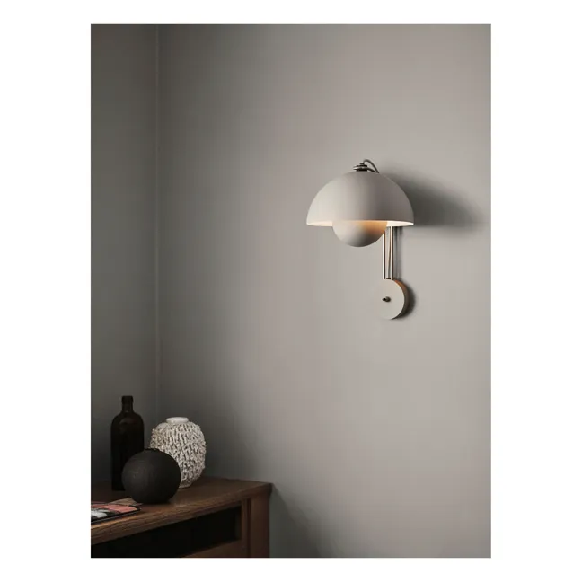 Lampada da parete, modello: Flowerpot VP8 | Grigio chiaro