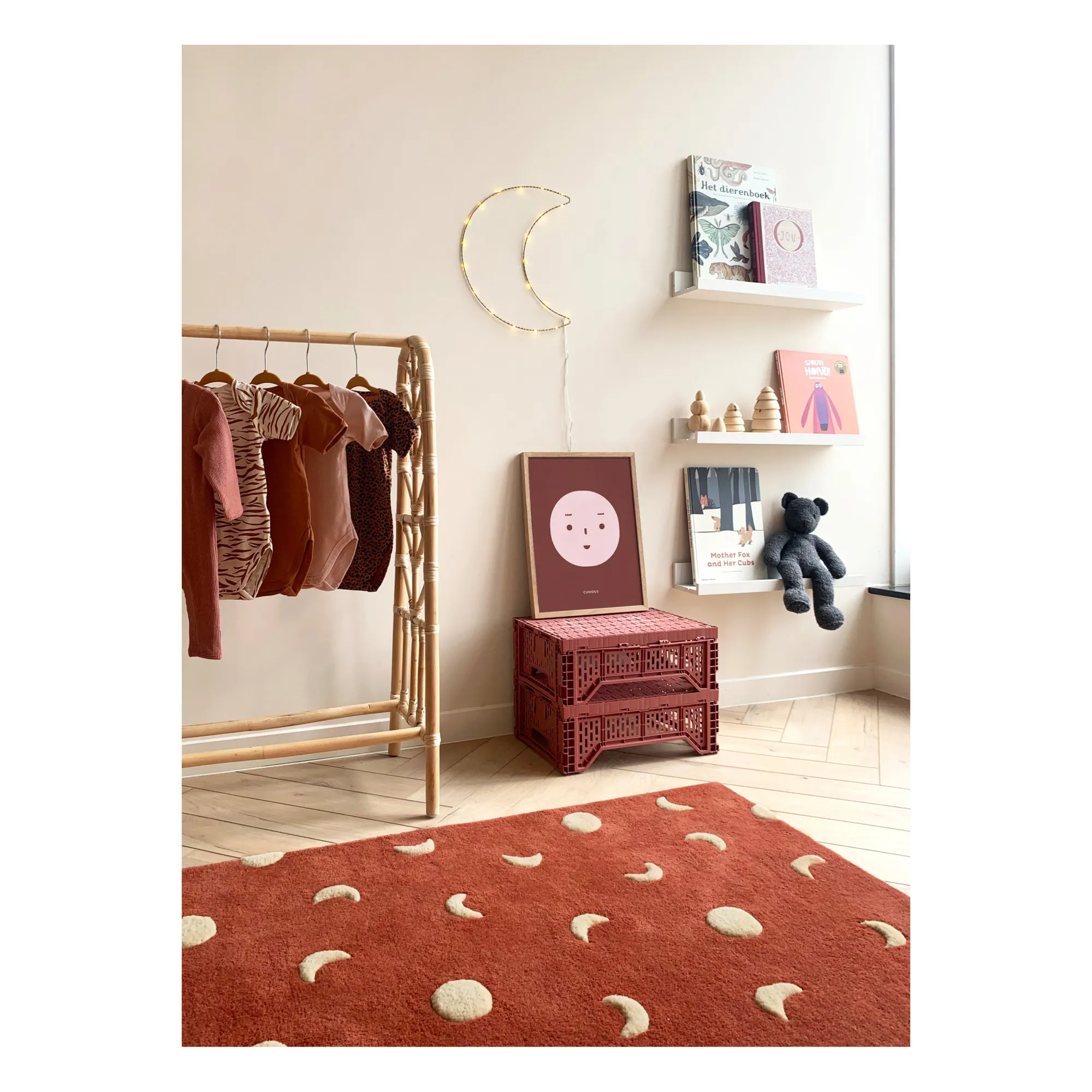 Tapis Lunes en laine | Bordeaux- Image produit n°1
