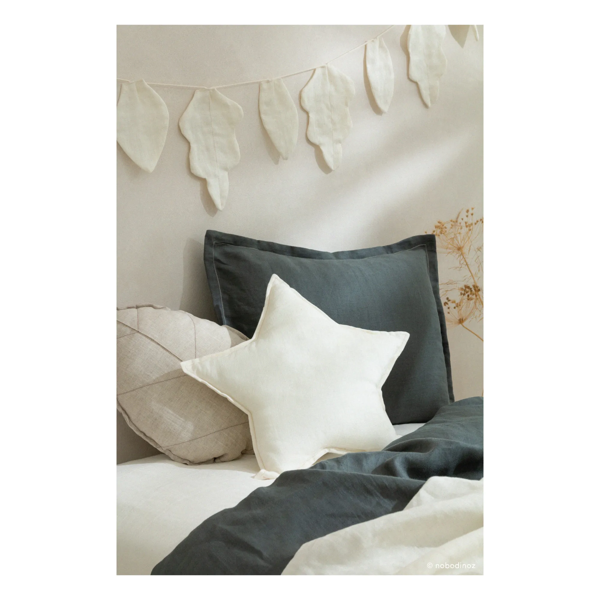 Coussin étoile - Lin Français | Blanc- Image produit n°1