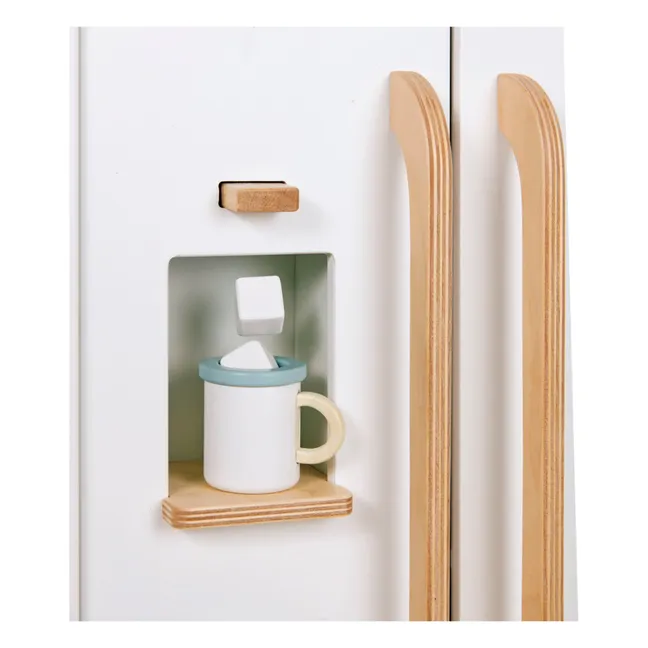 Réfrigérateur et ses accessoires en bois
