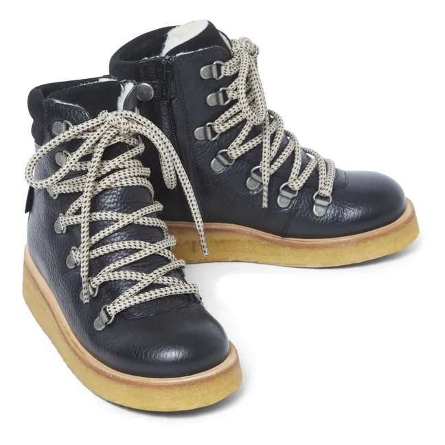Fleece-Lined Lace-Up Boots | Black