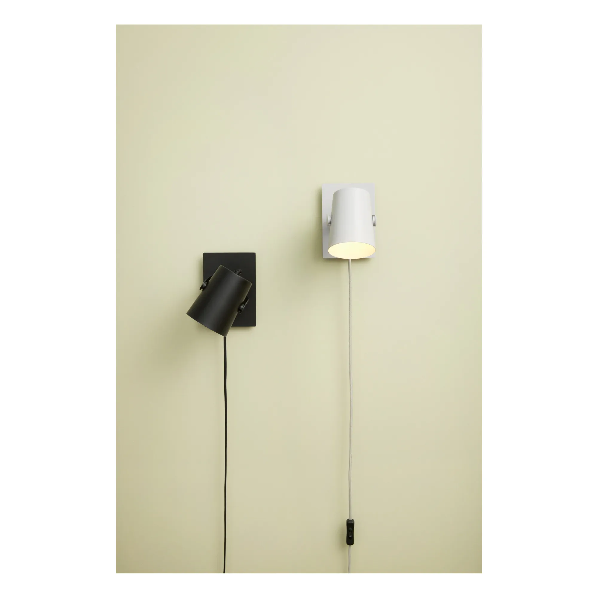 Ardent Wall Lamp | Black- Product image n°2