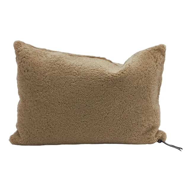 Vice Versa curly sheepskin cushion | Capuccino