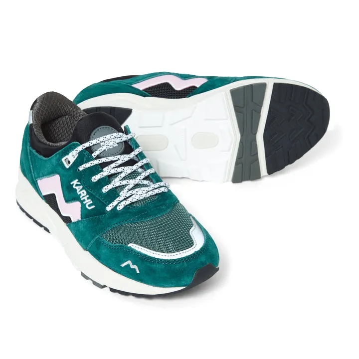 Aria 95 Sneakers | Chrome green- Product image n°1