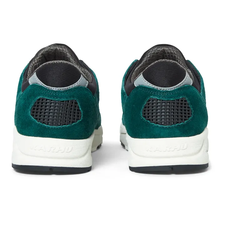 Aria 95 Sneakers | Chrome green- Product image n°2
