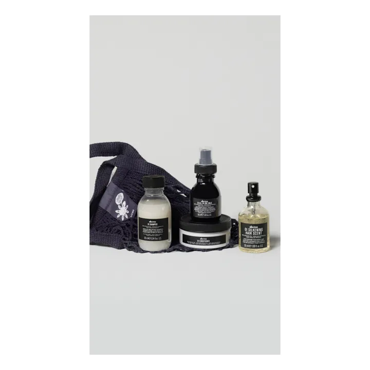 Davines OI Box for All Types of Hair Smallable - Main Image