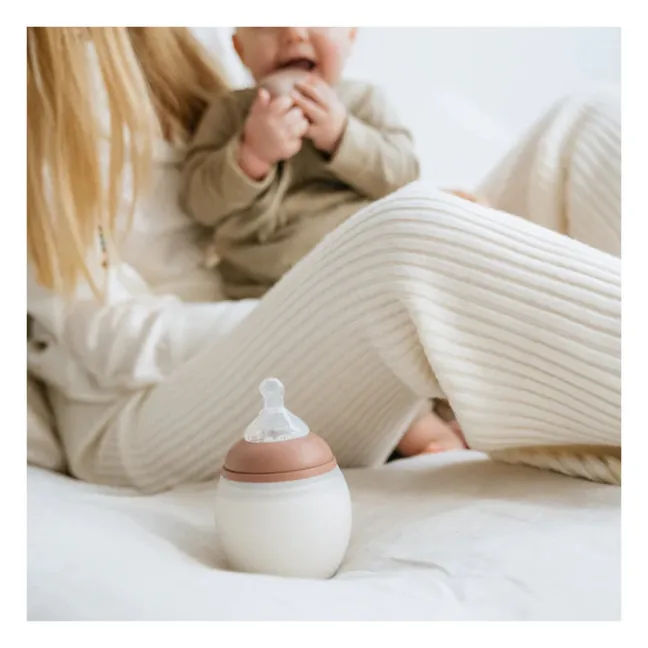 Fläschchen aus medizinischem Silikon und physiologischer Nuckel | Blossom